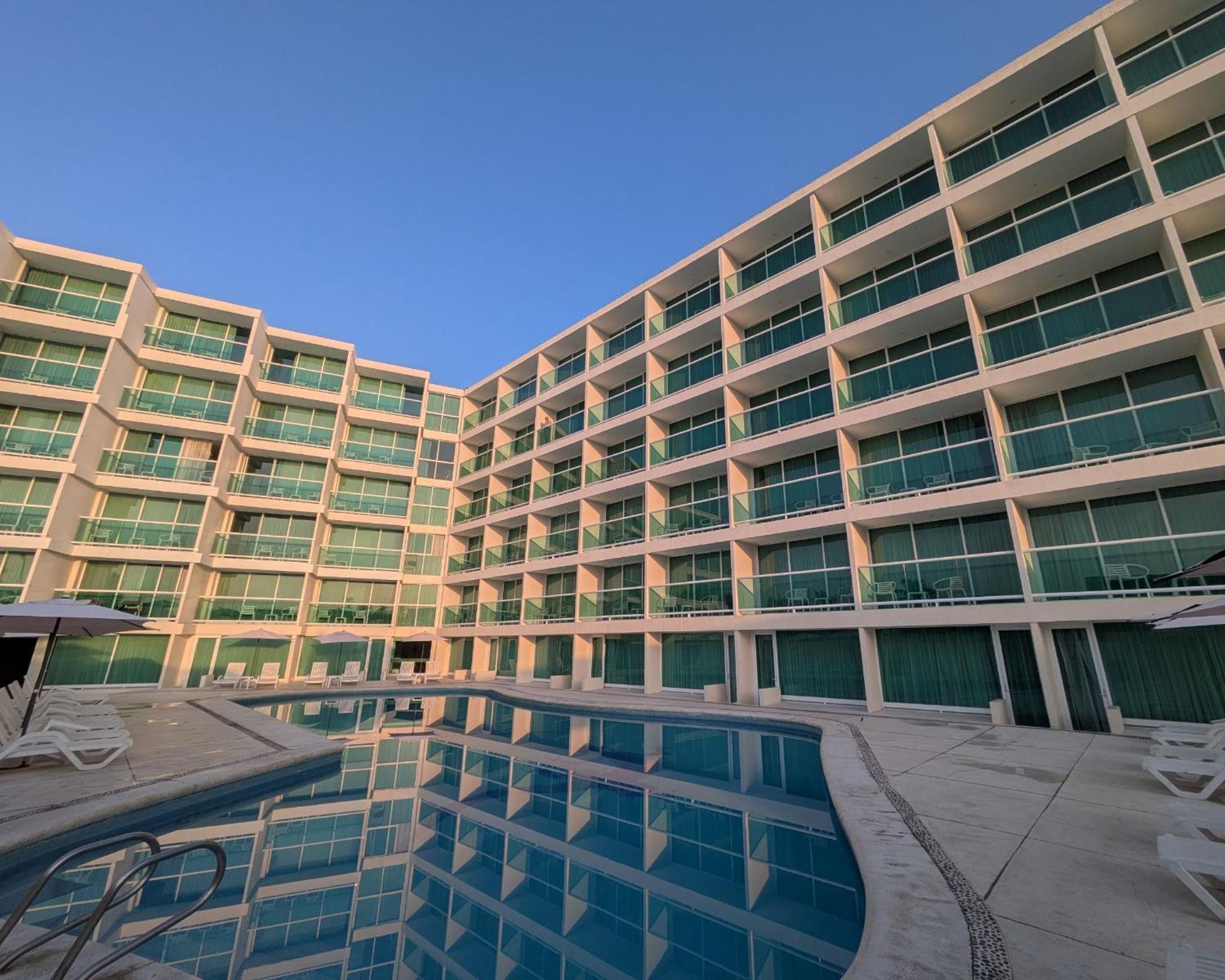 We Hotel Acapulco Eksteriør billede